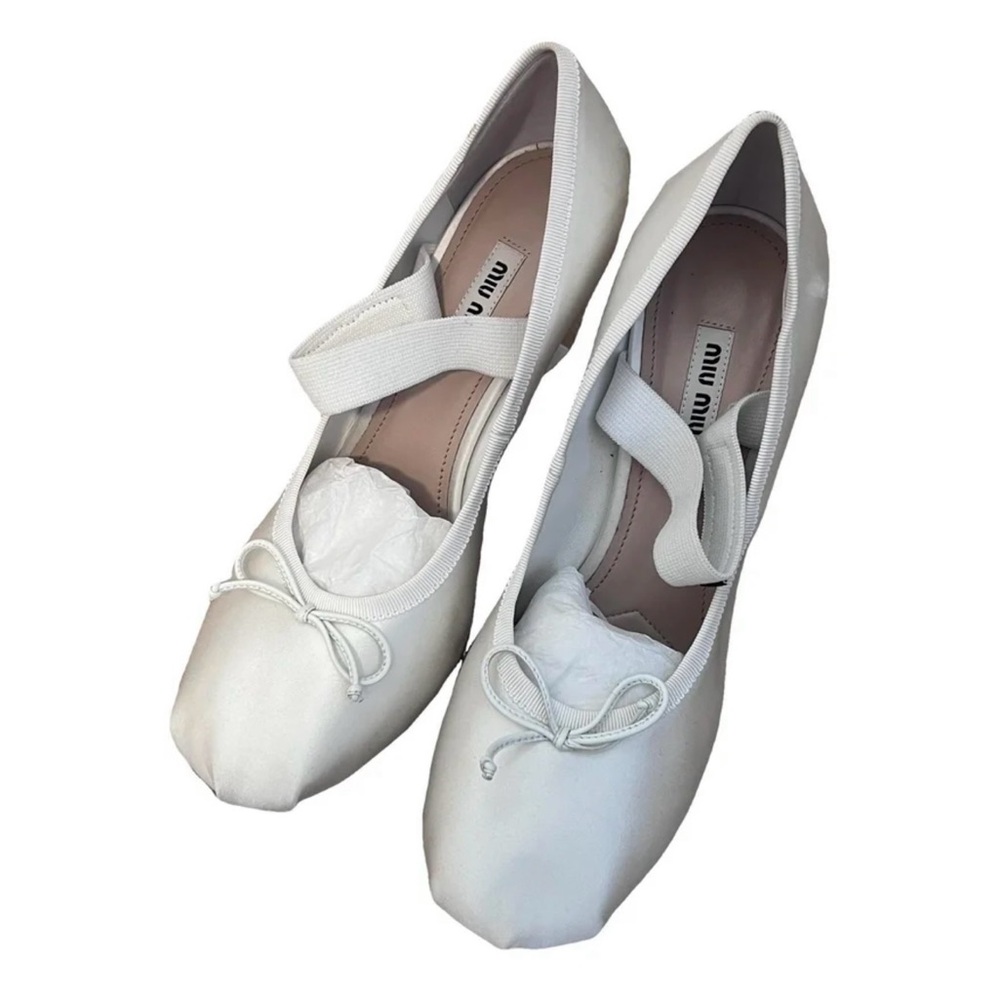Miu Miu Ballet Pumps/ Heels